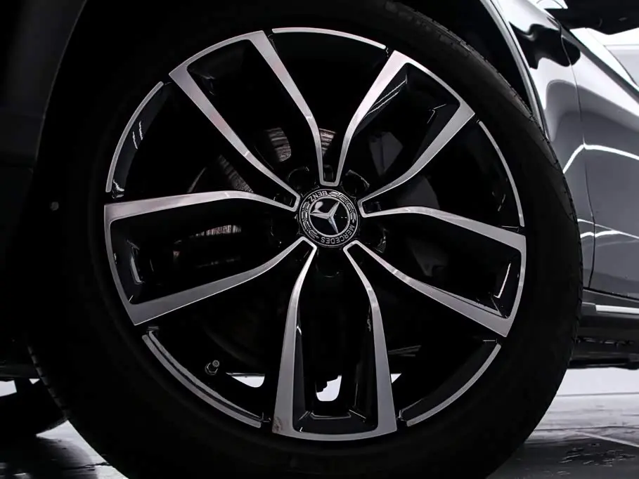Mercedes-Benz GLC 2022 — Photo 19/20