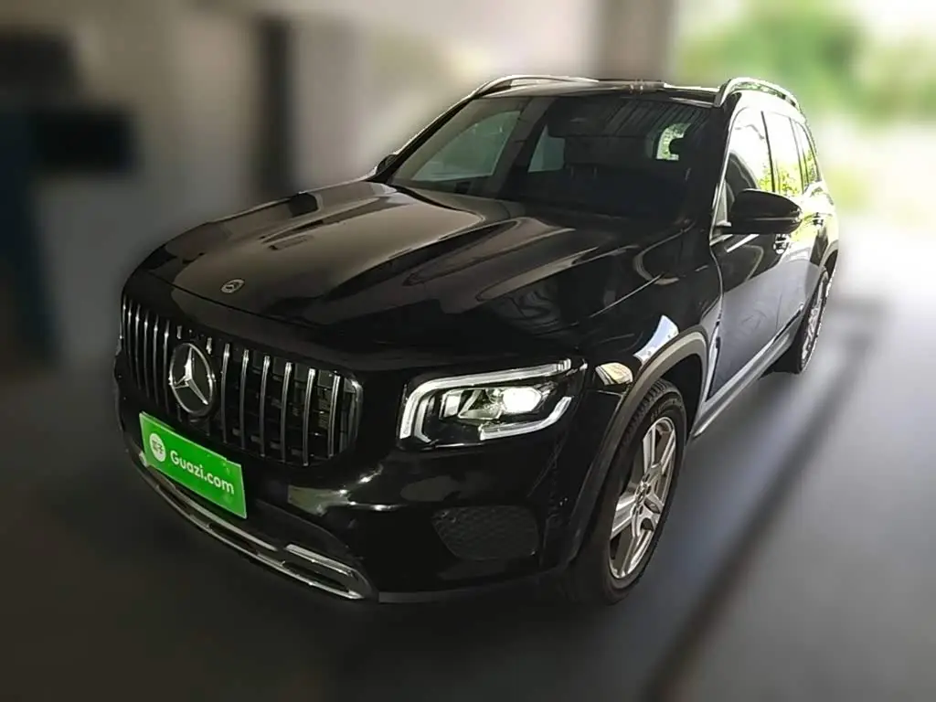 Mercedes-Benz GLB, 2023