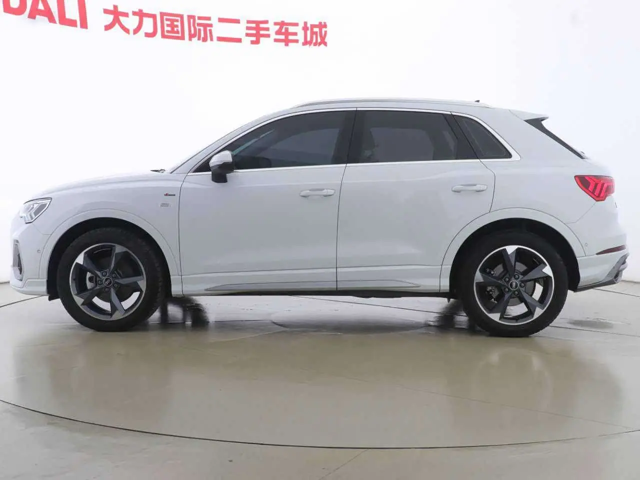 Audi Q3 2023 — Photo 10/14
