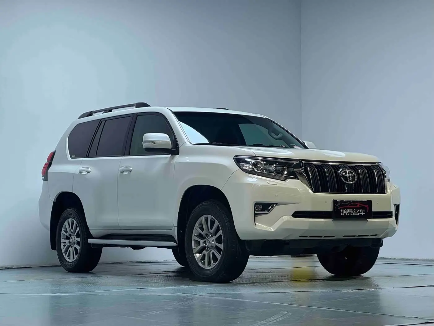 Toyota Prado 2018 — Photo 4/20