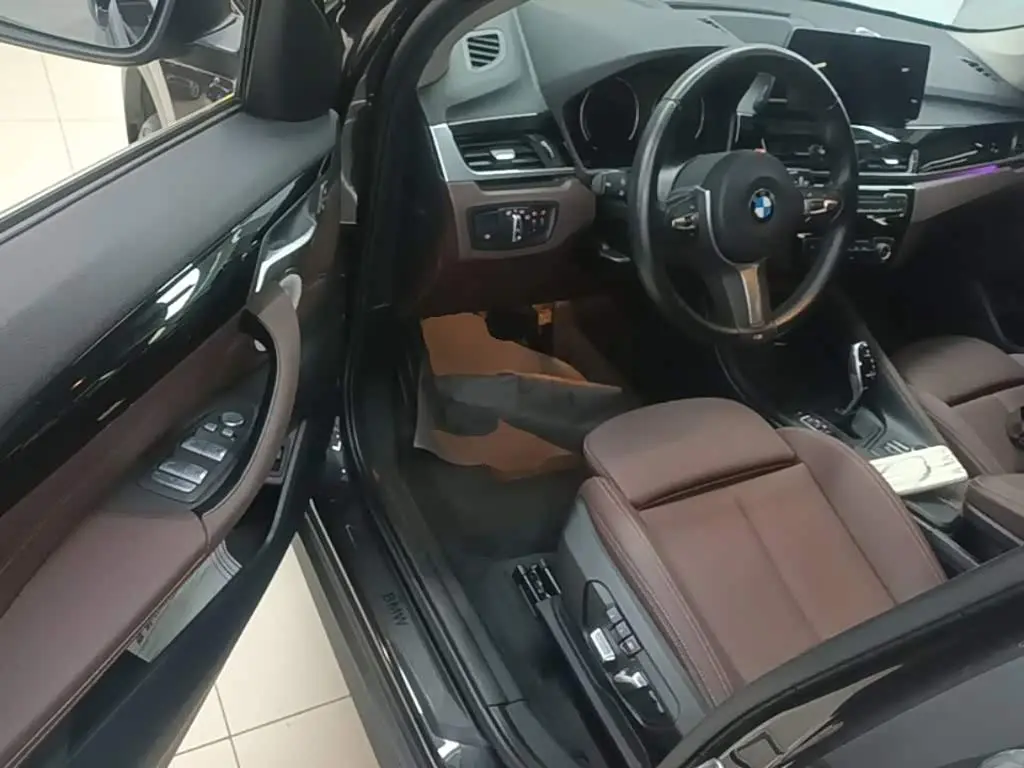 BMW X1 2023 — Фото 16/20
