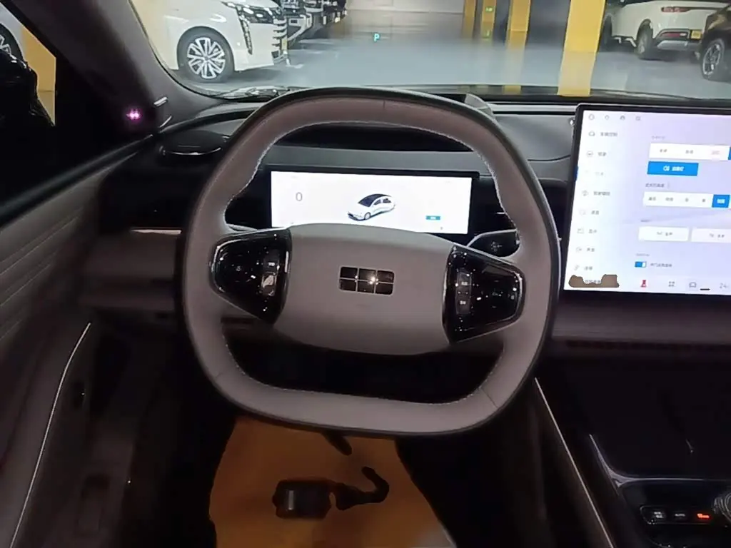 Geely Galaxy Galaxy Xingyao 8 2025 — Photo 11/20