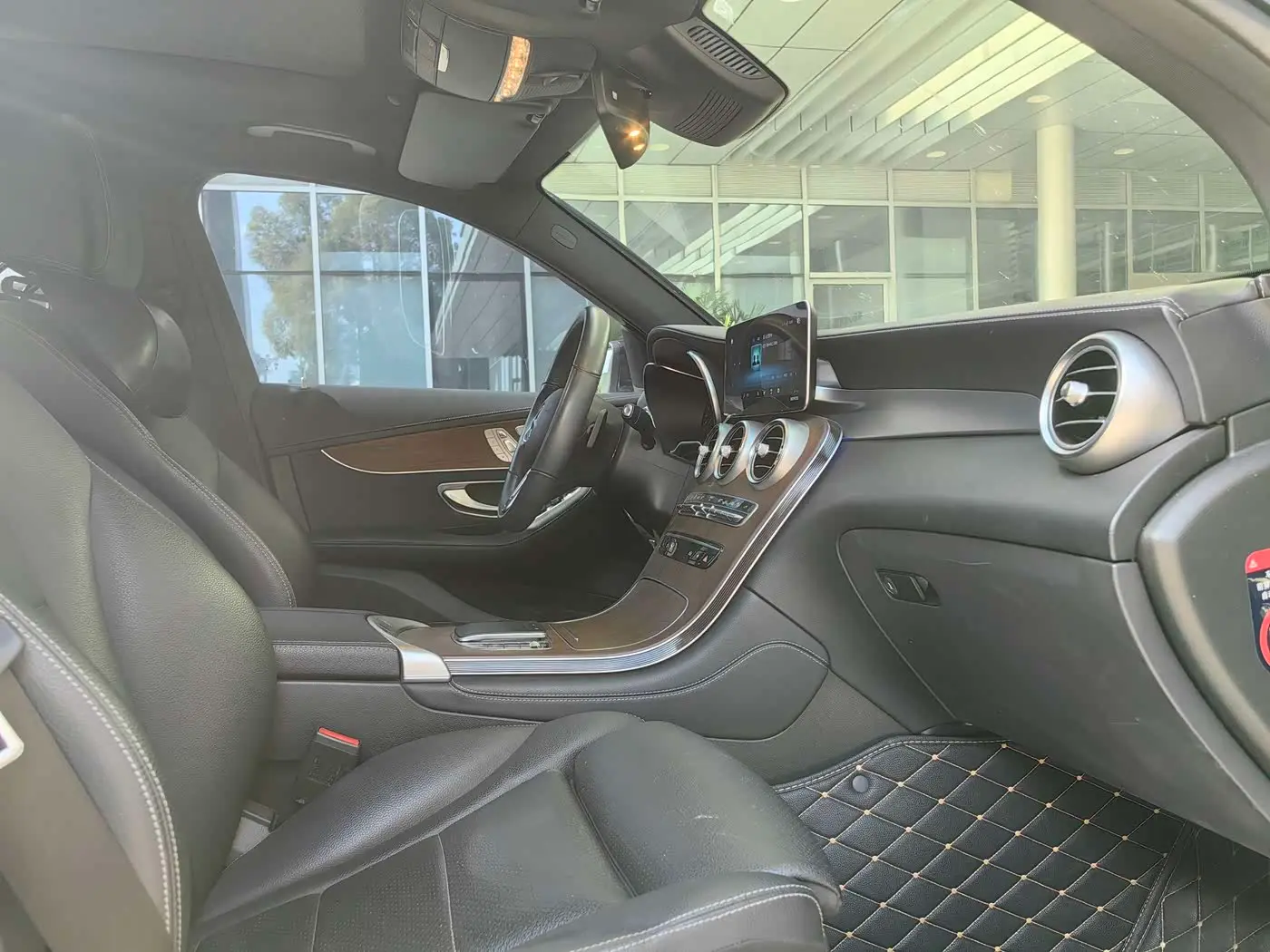 Mercedes-Benz GLC 2021 — Şəkil 16/20