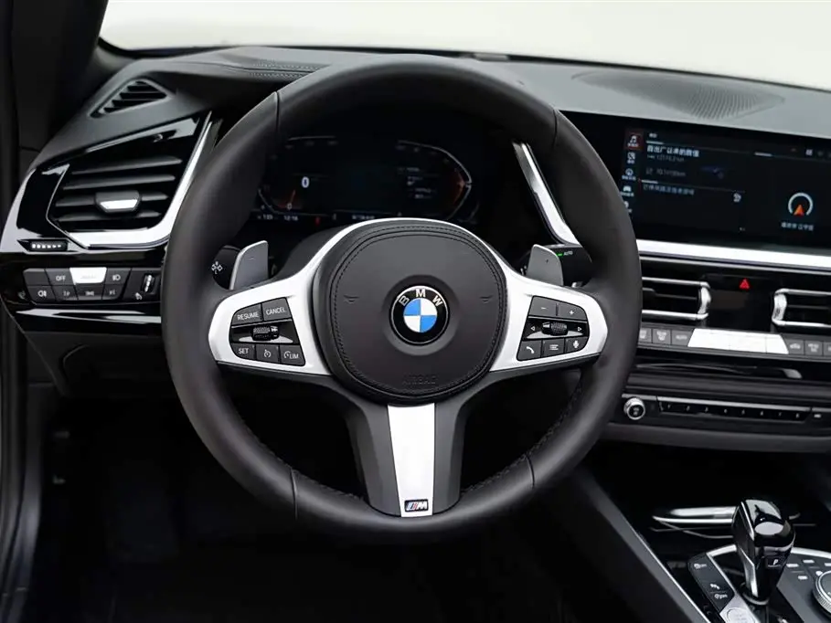 BMW Z4 2024 — Фото 10/18