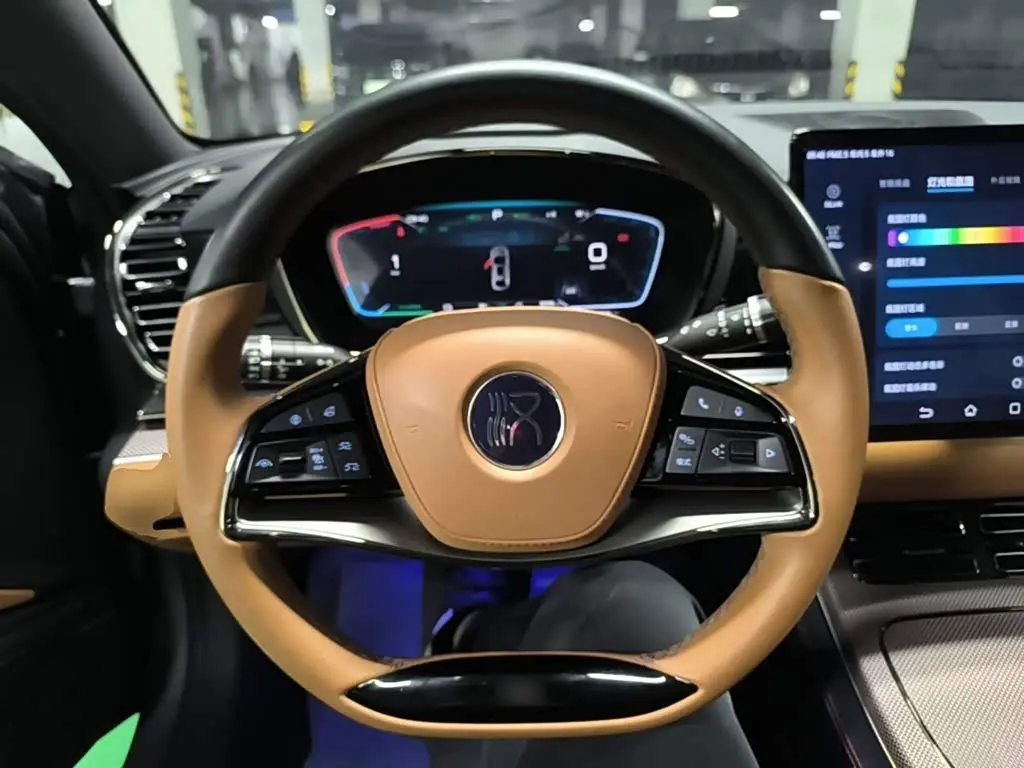 BYD Han 2022 — Şəkil 11/20