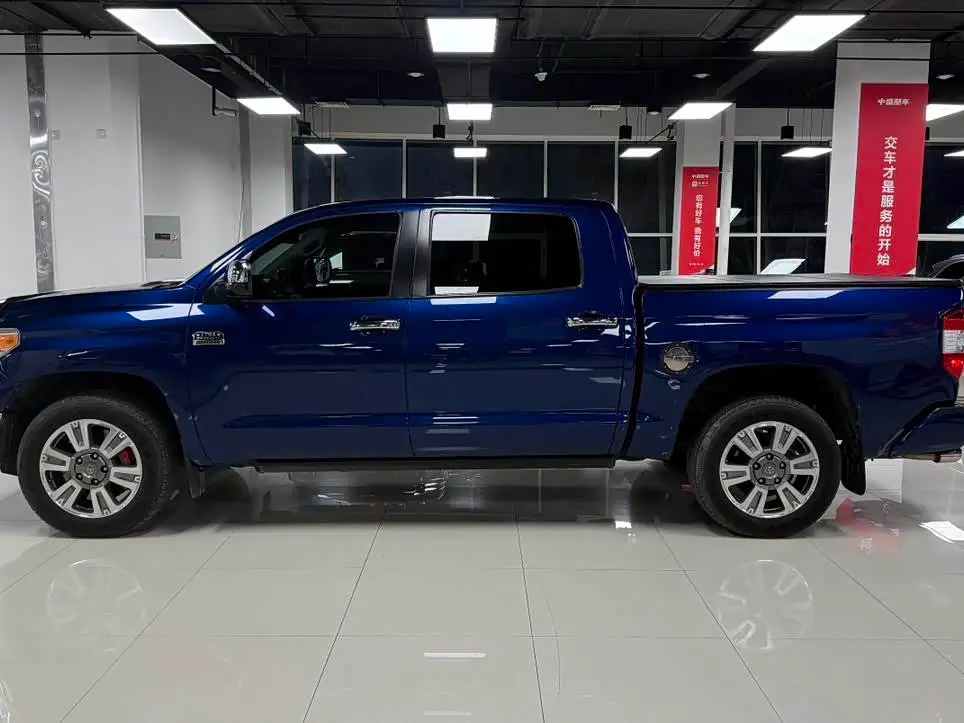 Toyota Tundra 2015 — Photo 4/20