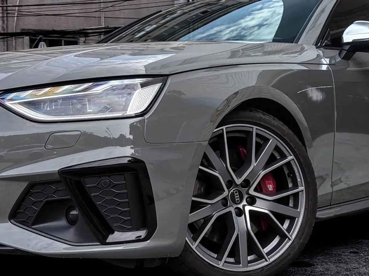 Audi S4 2023 — Photo 3/9