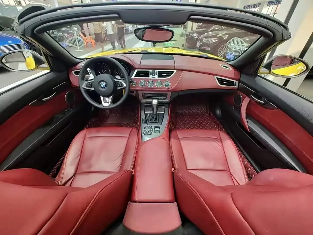 BMW Z4 2011 — Photo 3/5