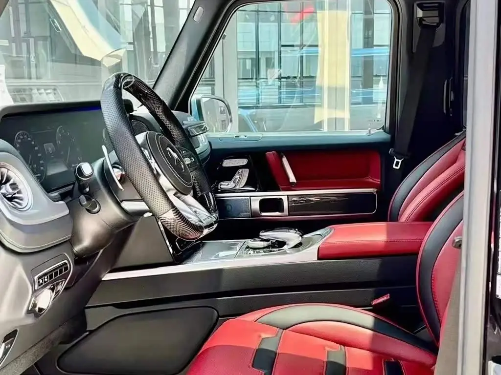 Mercedes-Benz G-Class 2019 — Фото 6/10