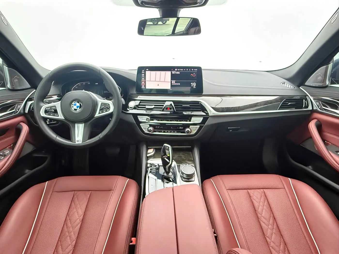 BMW 5 Series 2021 — Photo 7/16