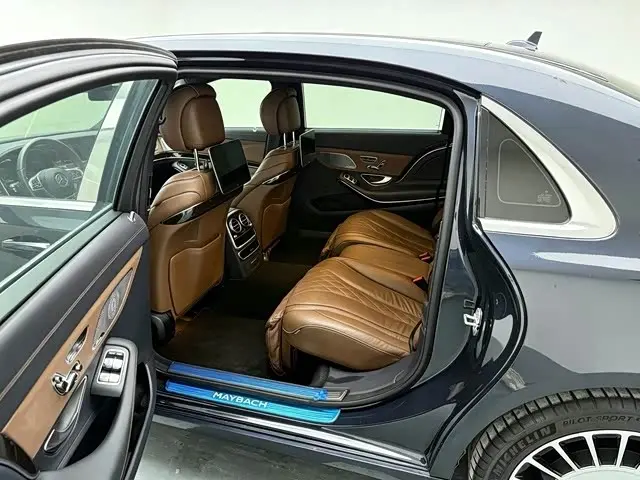 Mercedes-Benz Maybach S-Class 2018 — ფოტო 13/18