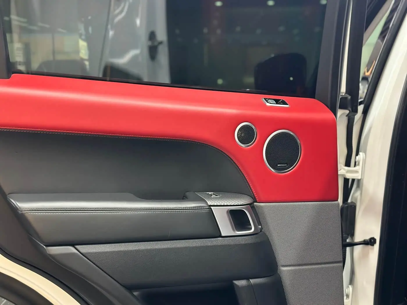 Land Rover Range Rover Sport 2020 — Photo 7/20