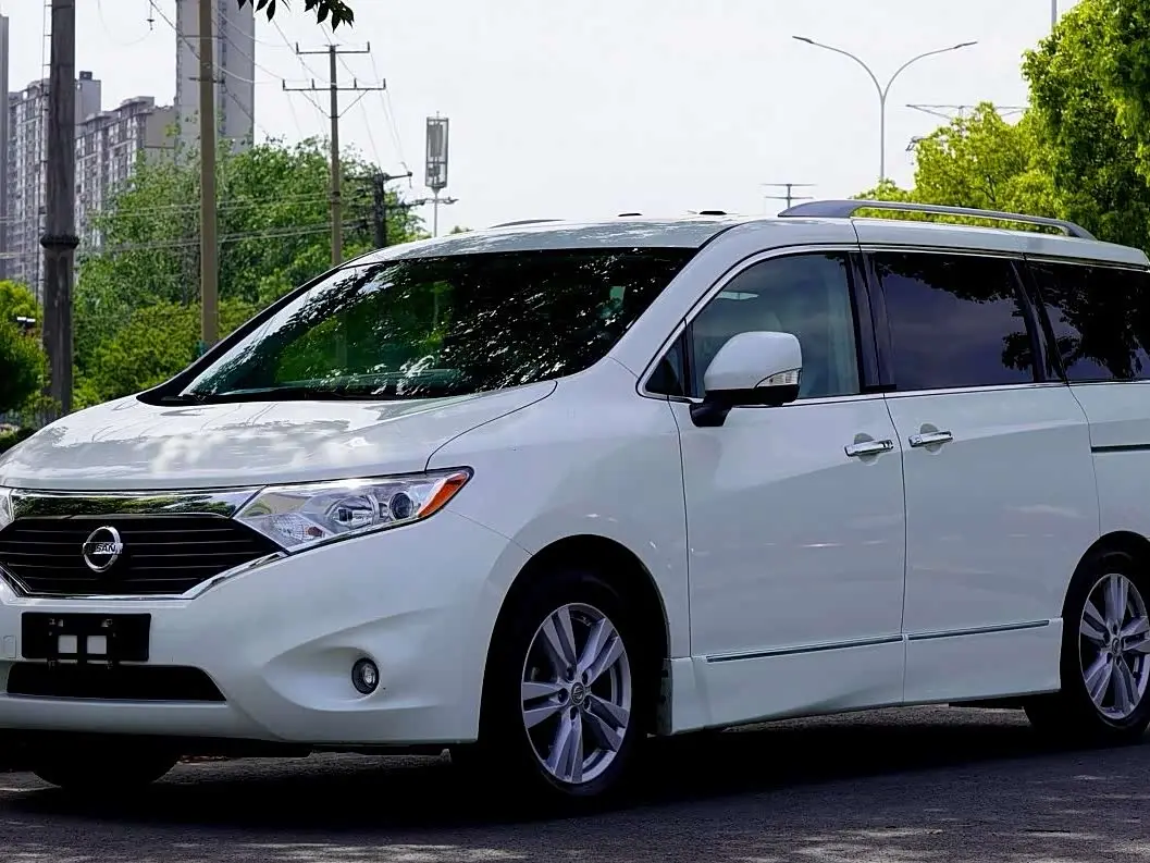 Nissan Quest 2016 — Şəkil 1/20