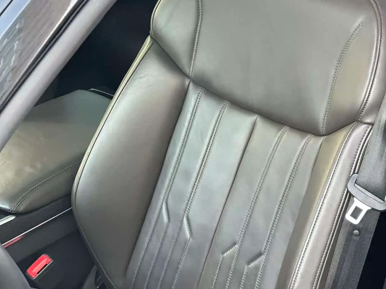 Audi A8 2019 — Şəkil 9/16