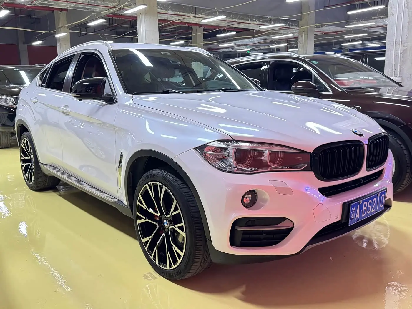 BMW X6 2019 — Photo 3/14