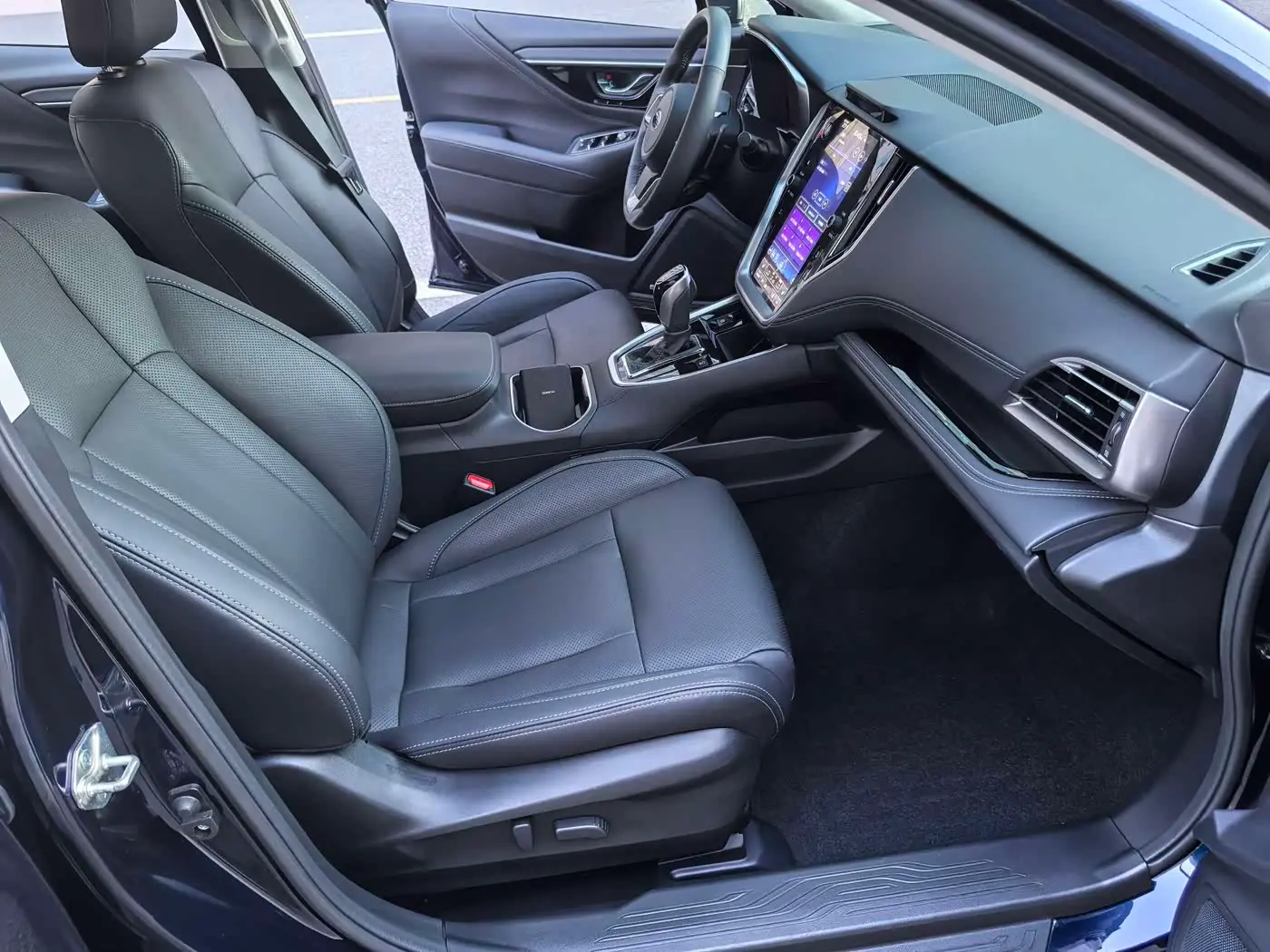 Subaru Outback 2021 — Photo 13/20