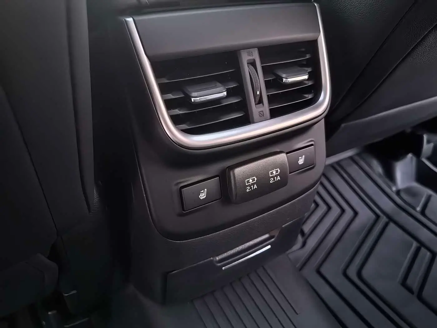Subaru Outback 2021 — Photo 17/20