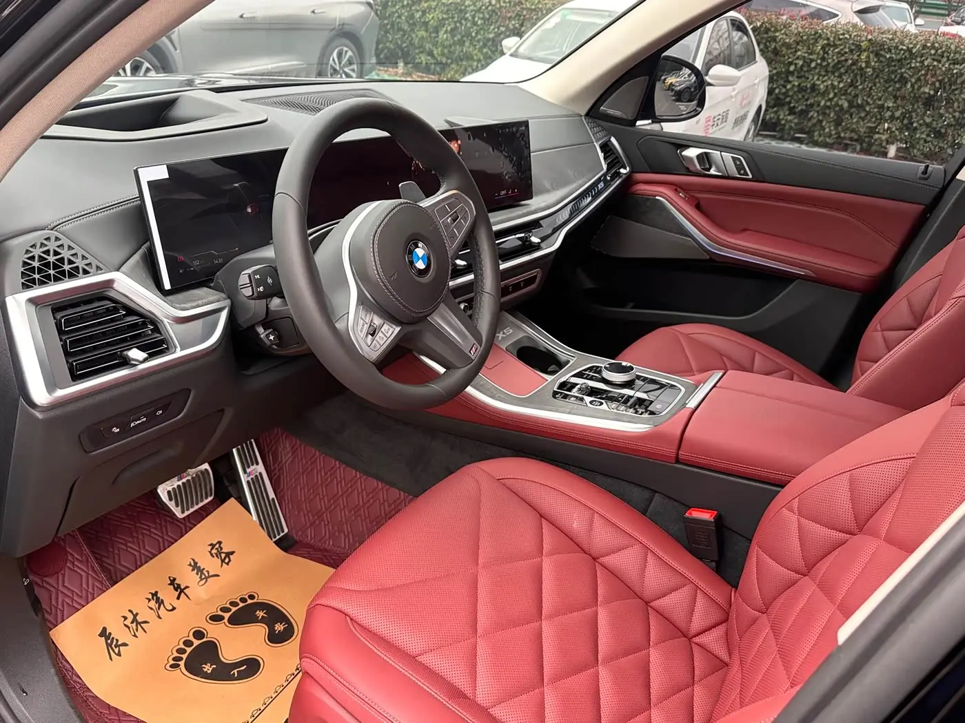 BMW X5 2025 — Photo 2/13