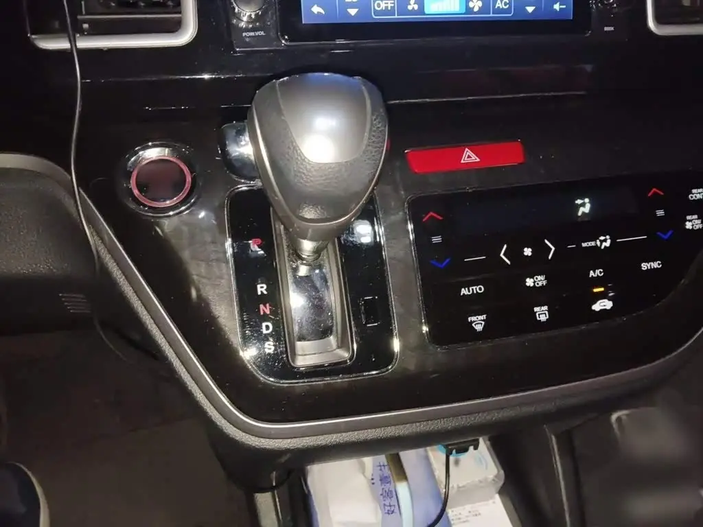 Honda Elysion 2020 — Şəkil 7/20