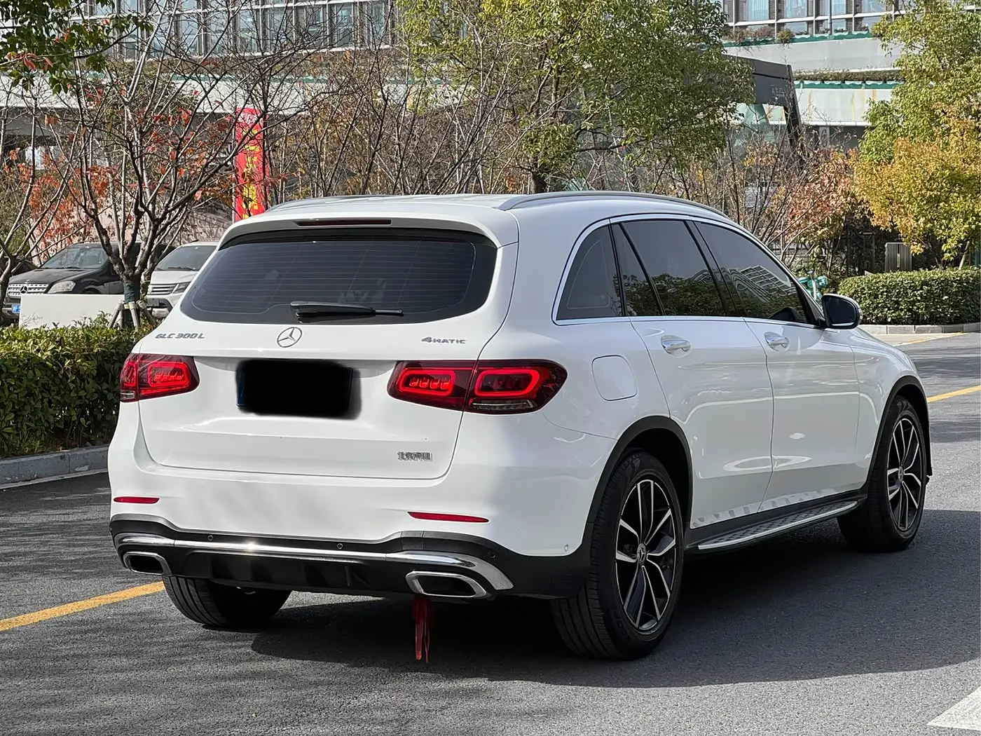 Mercedes-Benz GLC 2019 — Photo 17/17