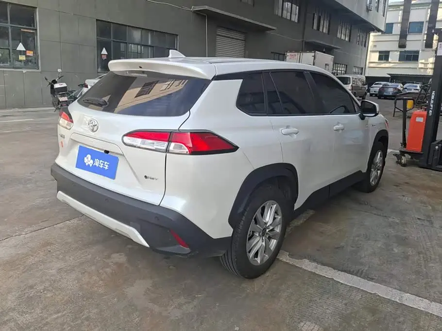 Toyota Corolla Cross 2025 — Şəkil 3/16