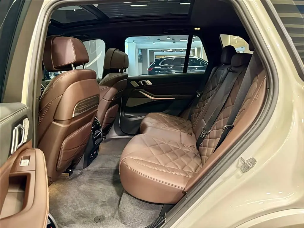 BMW X5 2023 — Photo 19/20
