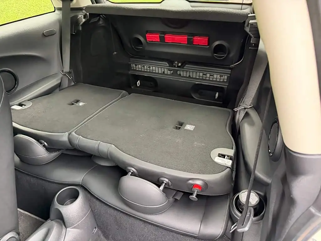 MINI MINI 2021 — Photo 12/13