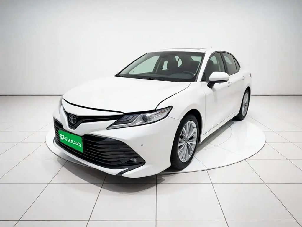 Toyota Camry 2020 — Şəkil 1/20
