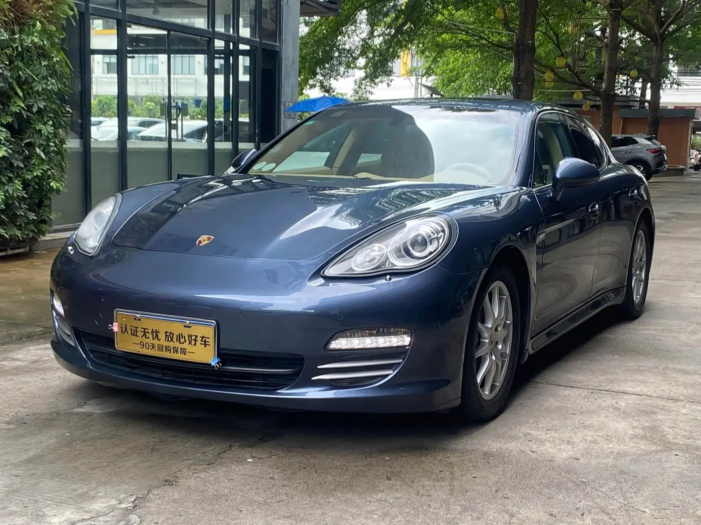 Porsche Panamera 2011 — Photo 2/20