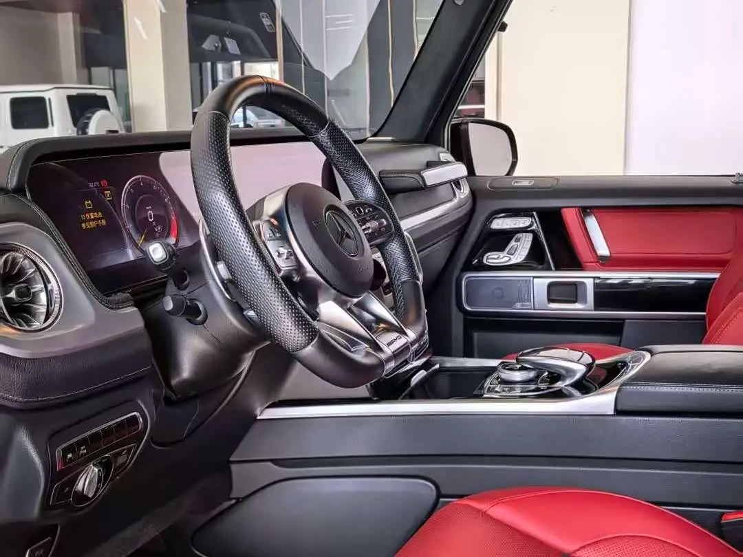 Mercedes-Benz G-Class AMG 2023 — Фото 10/16