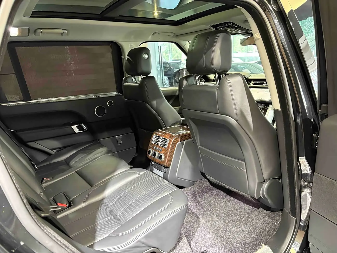 Land Rover Range Rover 2017 — Şəkil 20/20