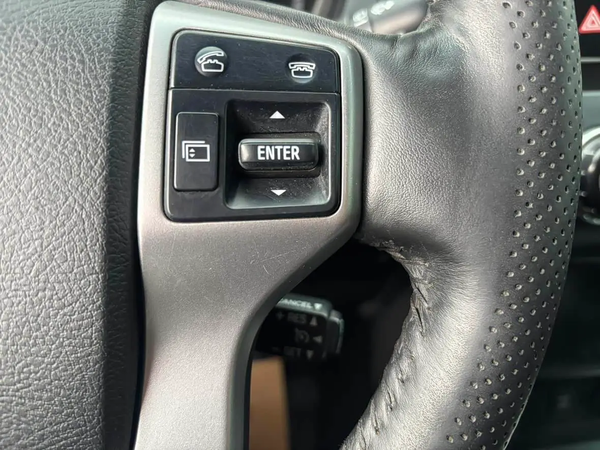 Toyota Prado 2017 — Şəkil 16/20