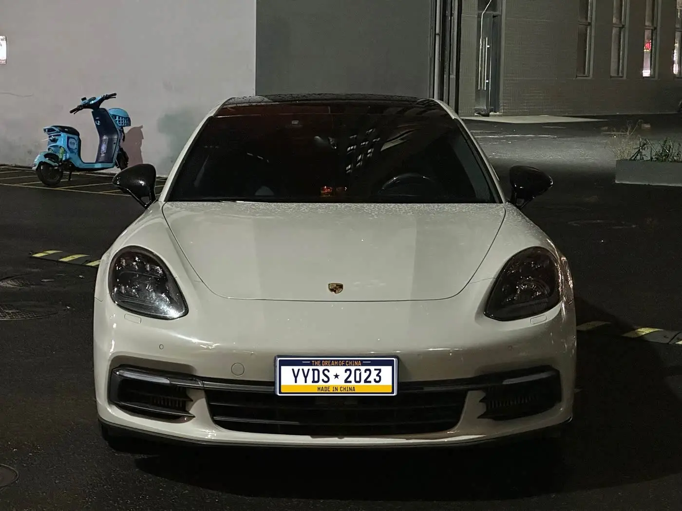 Porsche Panamera 2020 — Photo 2/12