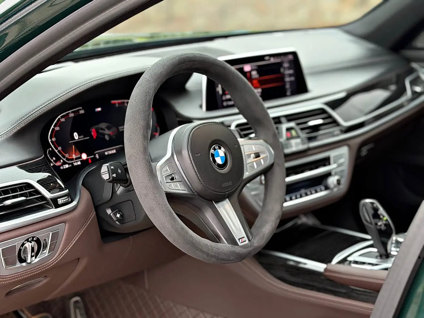 BMW 7 Series 2019 — Photo 4/20