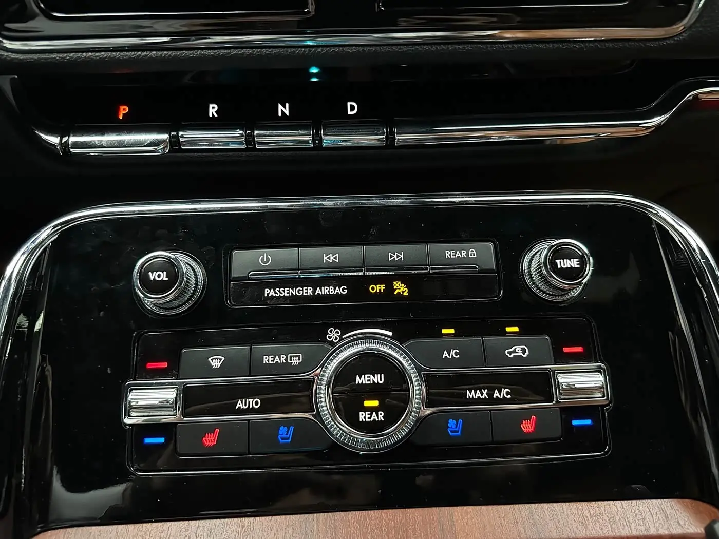 Lincoln Navigator 2021 — Photo 10/20