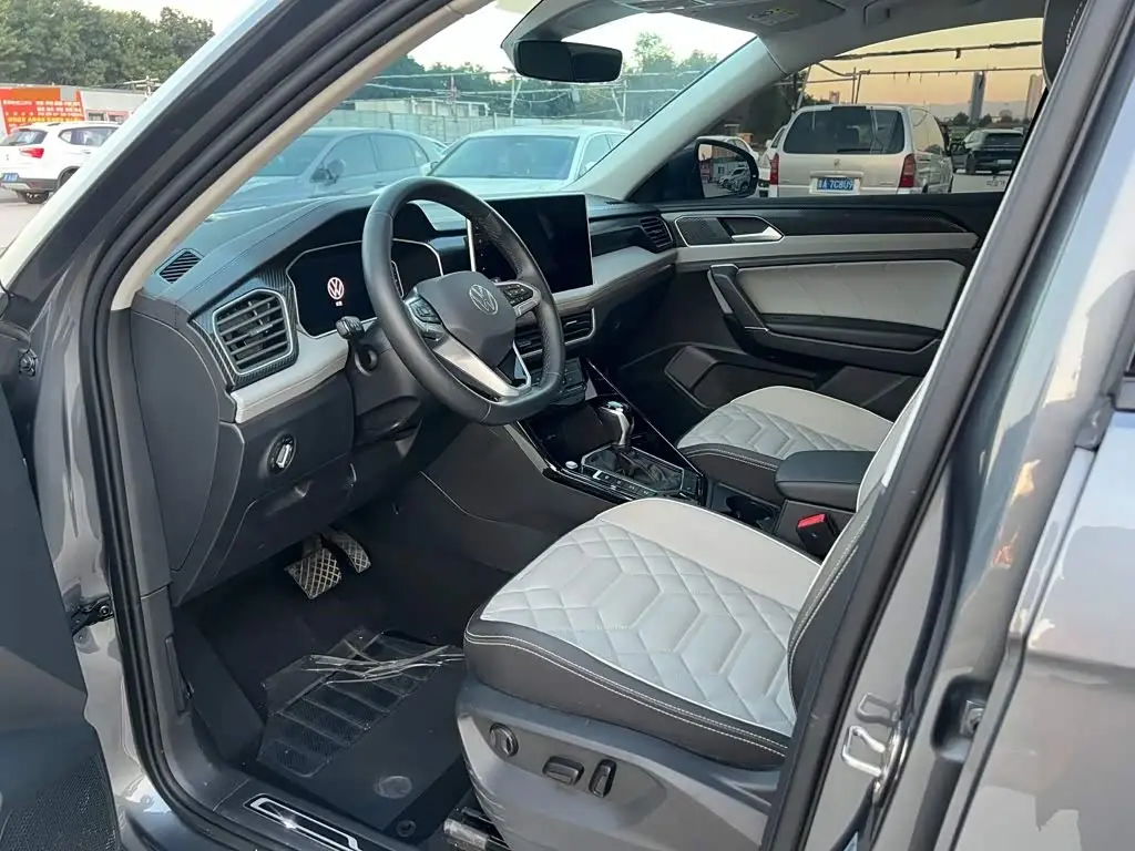 Volkswagen Tayron 2023 — Photo 13/18