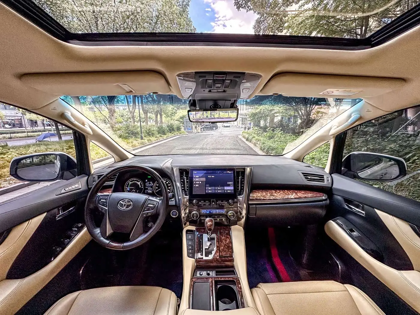 Toyota Alphard 2021 — Фото 7/18