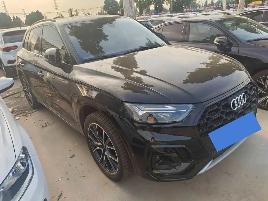 Audi Q5L 2024 — ფოტო 3/9