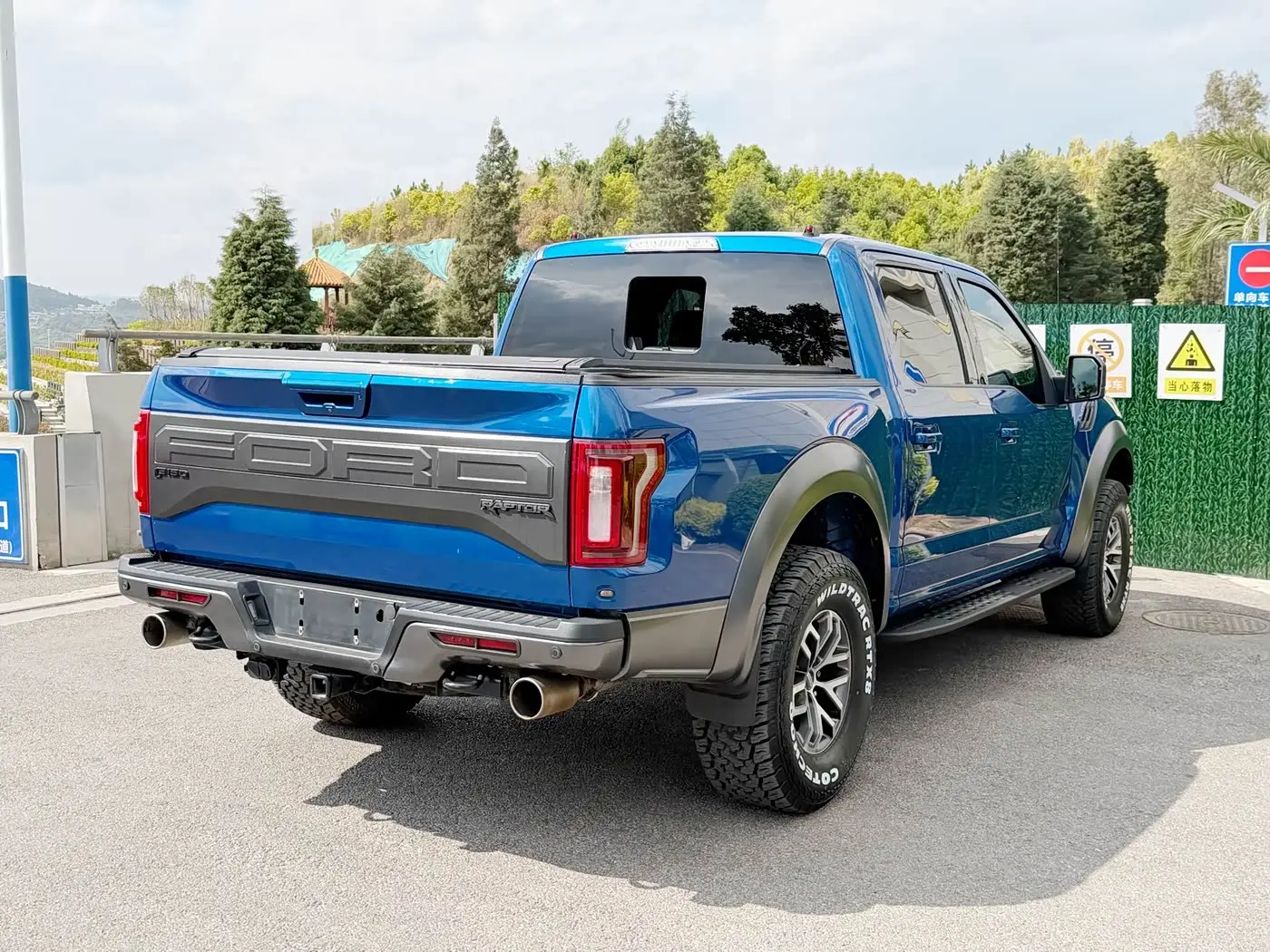 Ford F-150 Raptor 2017 — Фото 16/19
