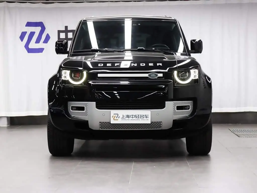 Land Rover Defender 2024 — Фото 2/20