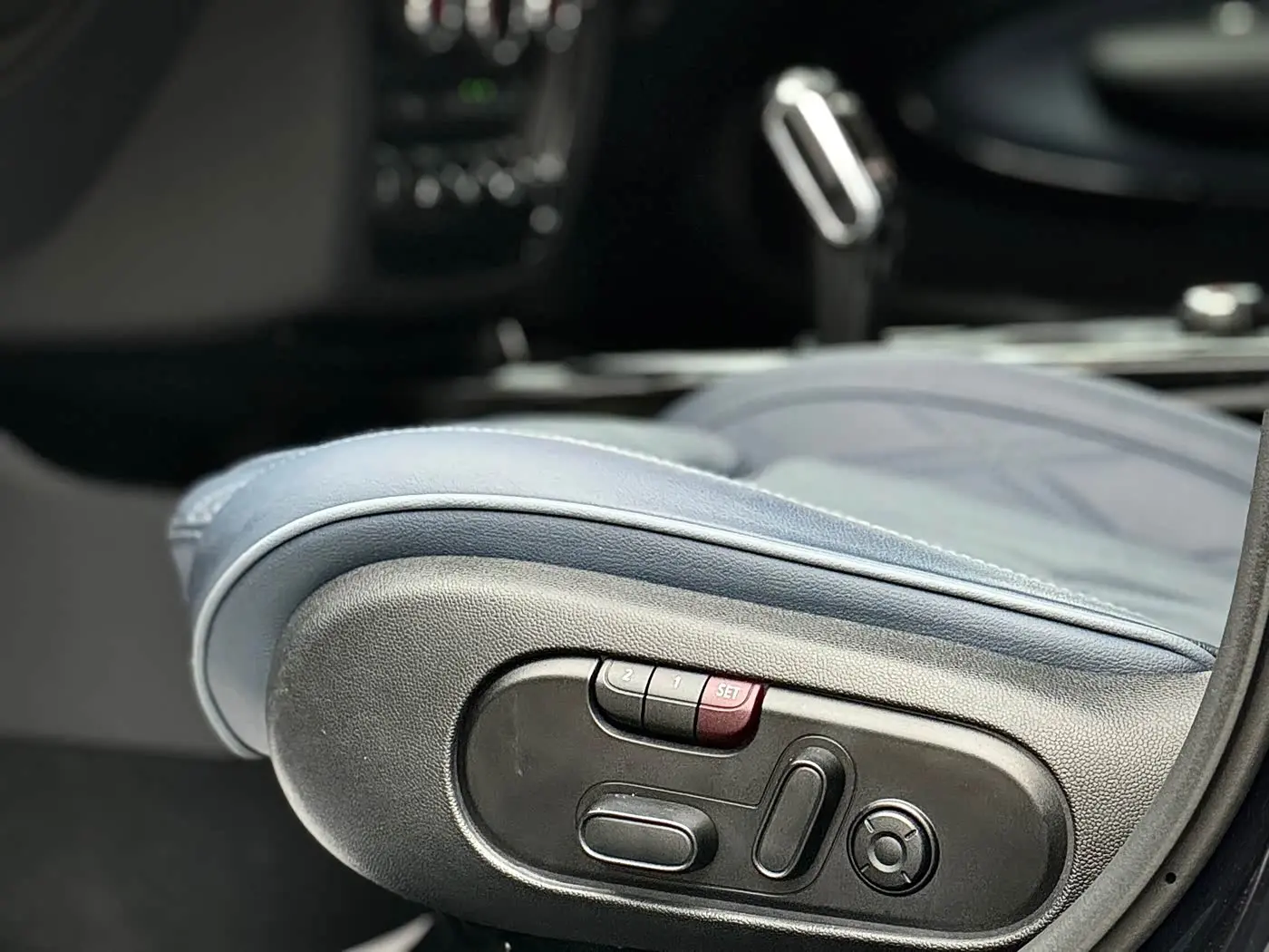 MINI CLUBMAN 2021 — Photo 7/13