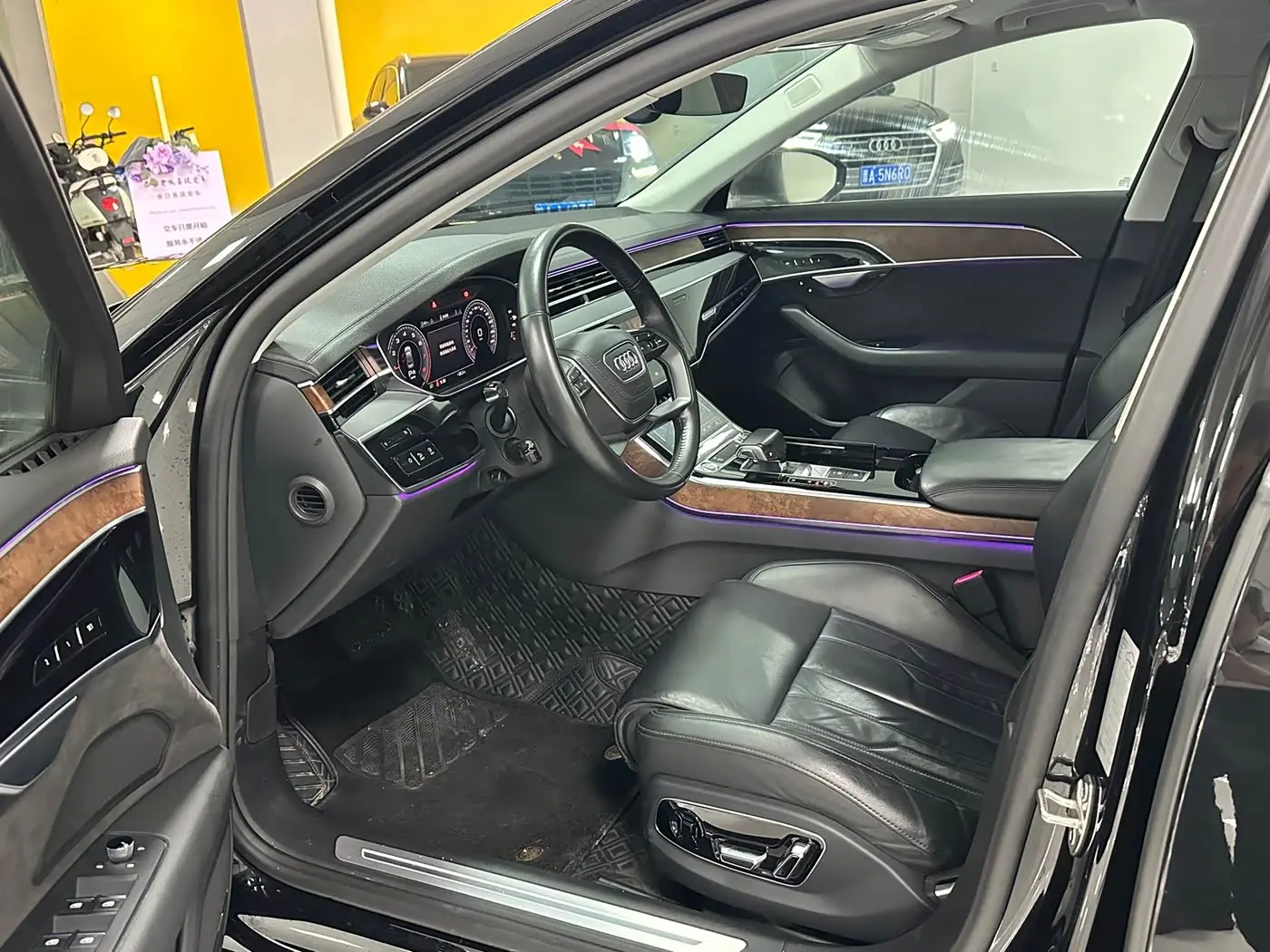 Audi A8 2019 — Photo 4/9