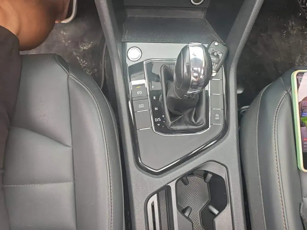 Volkswagen Tharu 2022 — Şəkil 14/20