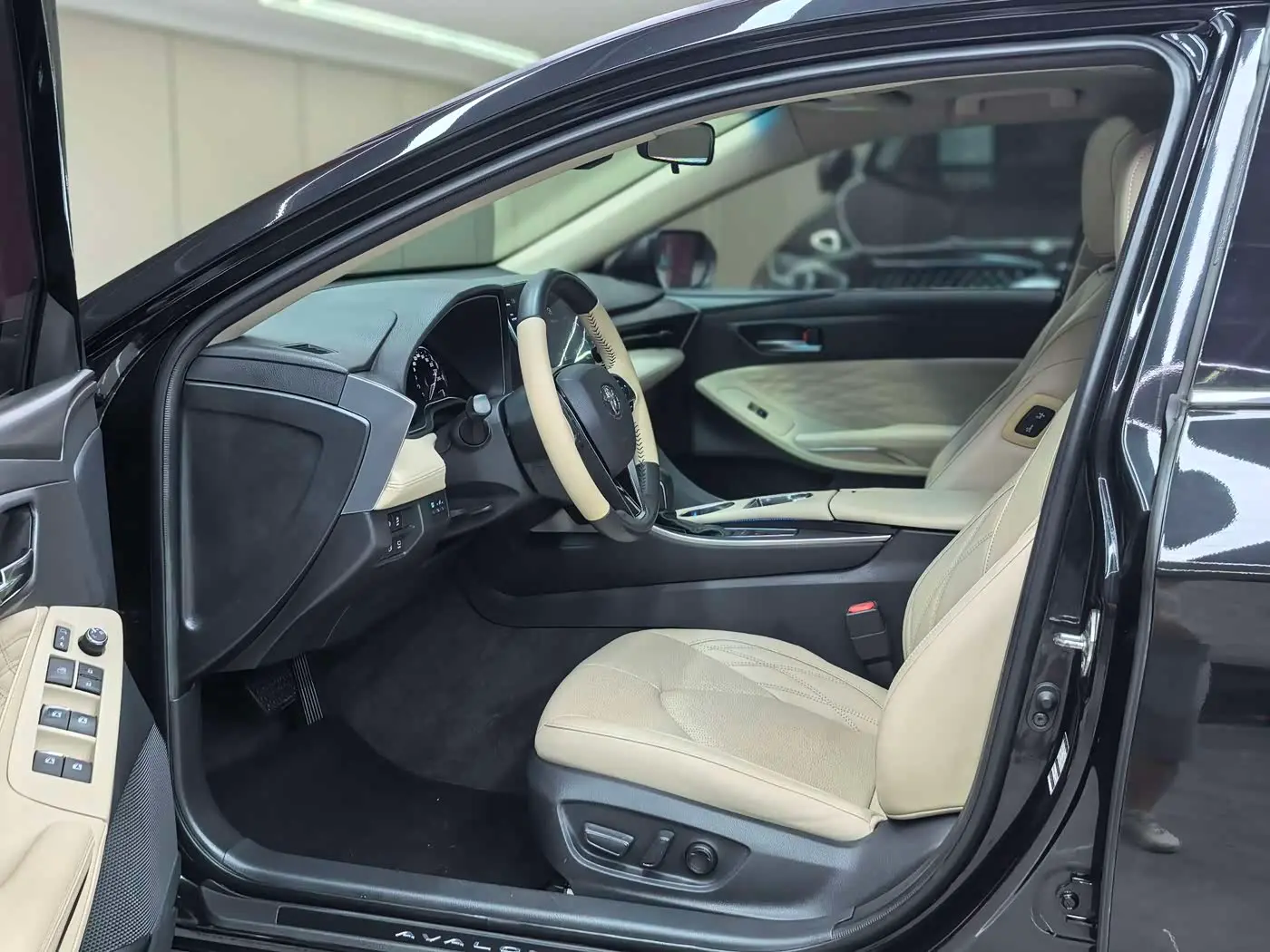 Toyota Avalon 2019 — Şəkil 10/20