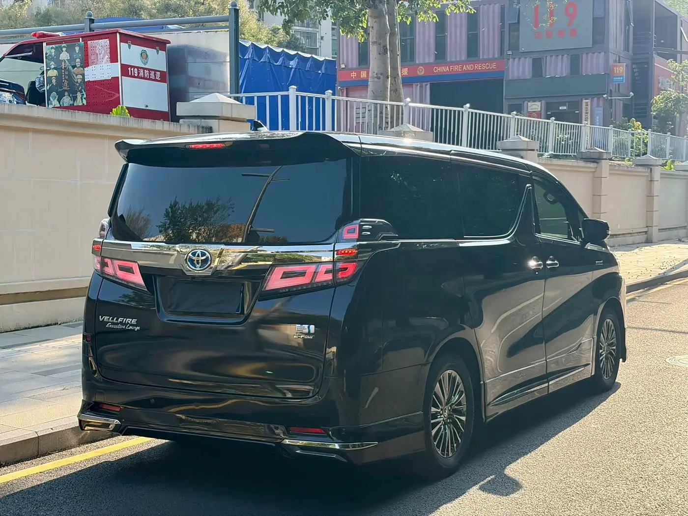 Toyota Vellfire 2020 — Photo 11/14