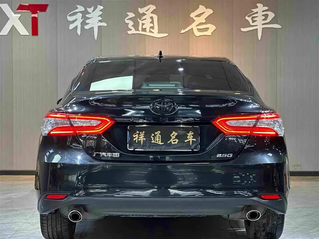 Toyota Camry 2023 — Şəkil 14/15