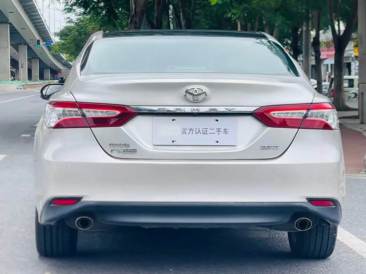 Toyota Camry 2019 — Фото 4/11