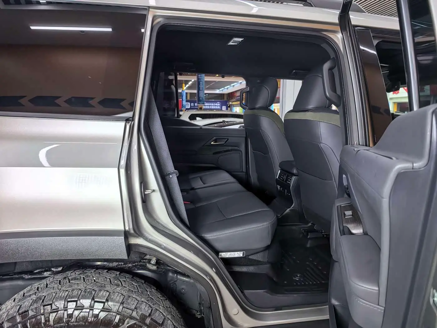 Lexus GX 2024 — Şəkil 15/20