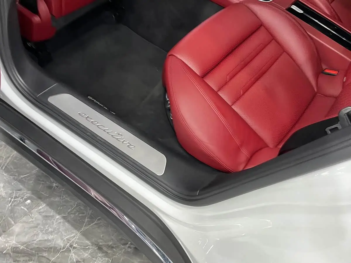 Porsche Panamera 2021 — Photo 12/19