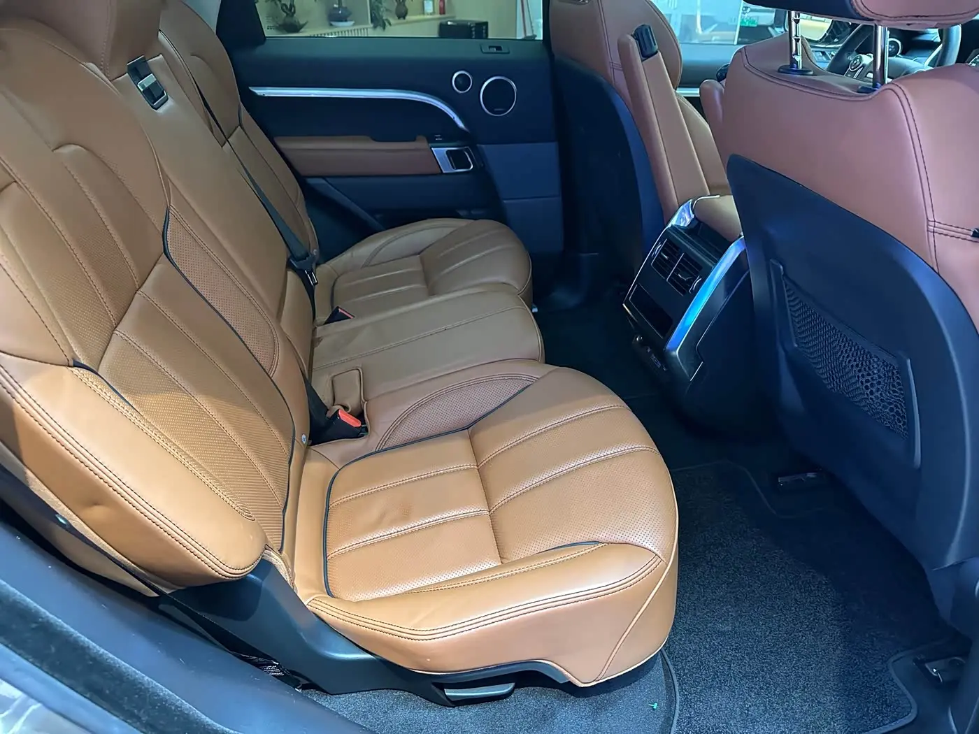 Land Rover Range Rover Sport 2018 — Photo 8/16